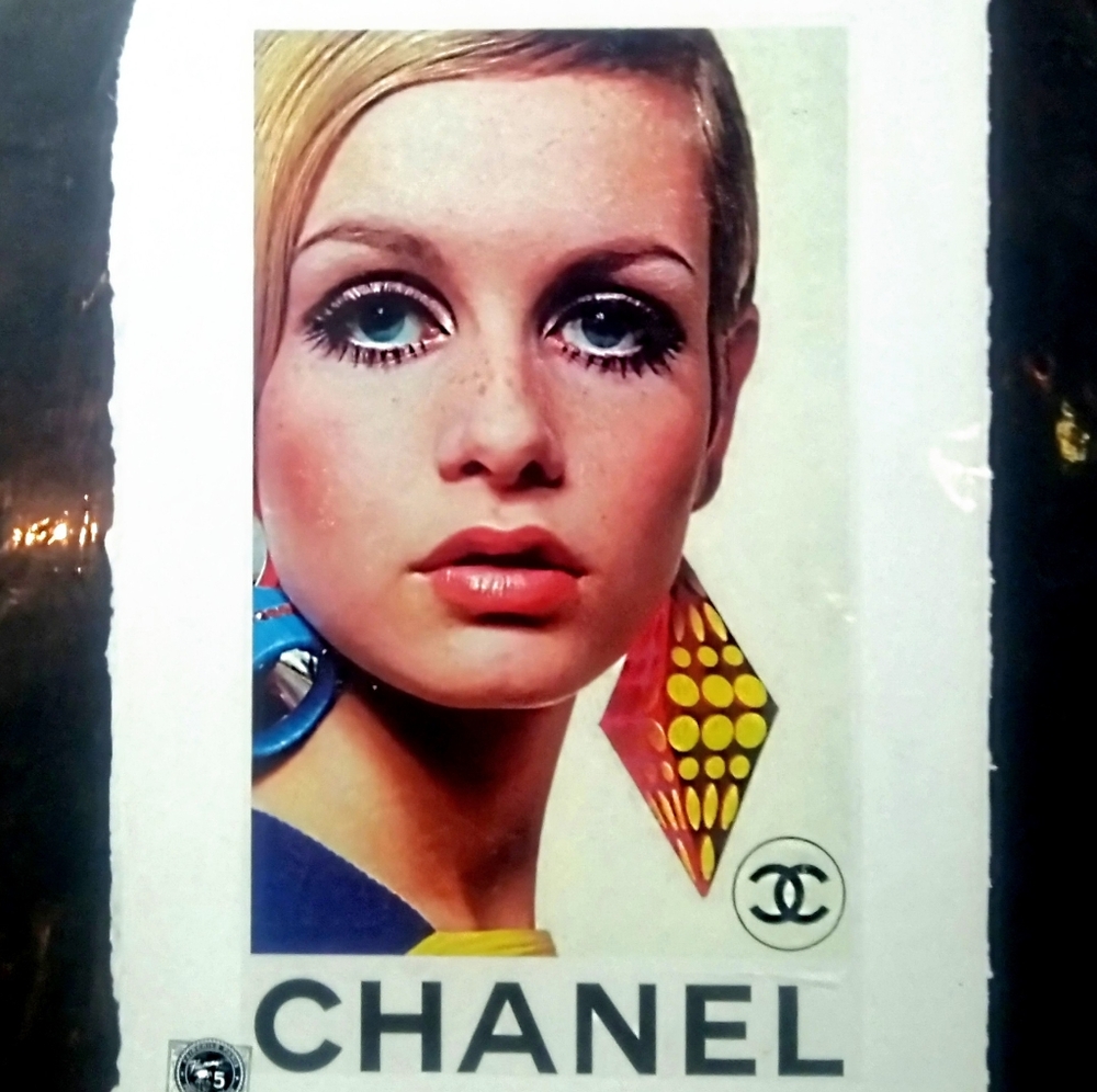 Twiggy, CHANEL, Ltd. Edition Print, Hand signed Fairchild Paris